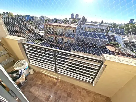 Hipólito Yrigoyen 1000, Piso 3