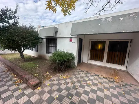 ALQUILER CASA 3 DORM. PATIO Bº ALTO VERDE CÓRDOBA