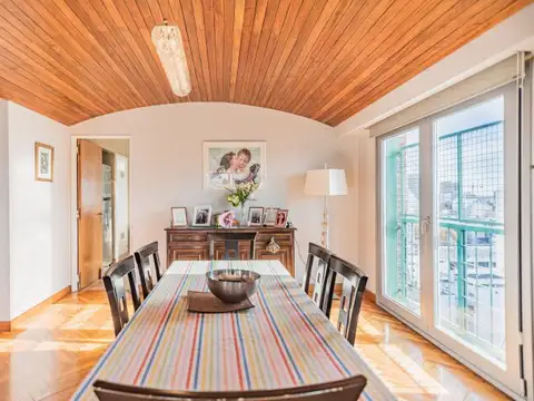 Departamento en Alquiler de 6 ambientes
