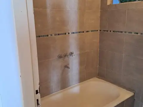 Departamento en Alquiler en Catalinas, $ 650.000