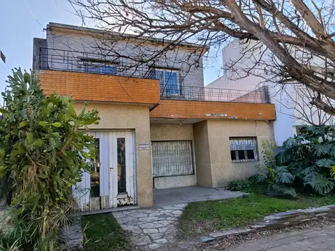 Deposito / Oficina / Taller en Alquiler - Castelar Norte
