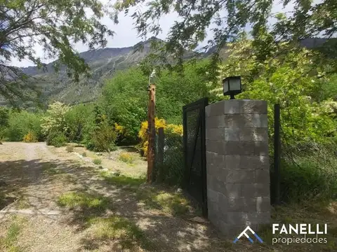Propiedad con Costa de Río en Provincia de Chubut (Cód. 127)