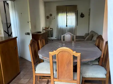 Falucho 100, Piso 1