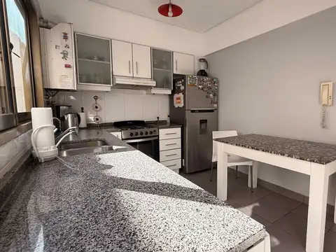 Departamento 4 ambientes con 2 baños