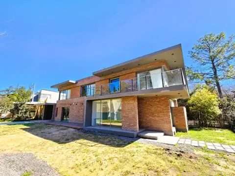 Sarmiento y Pedro de Angelis