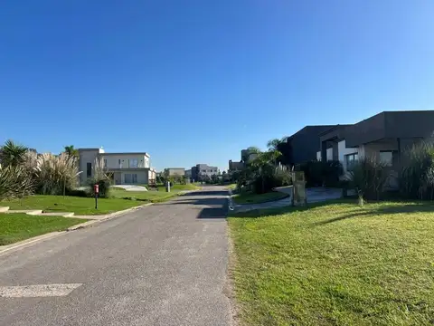 Terreno en Venta en Horizontes al Sur, USD 52.000