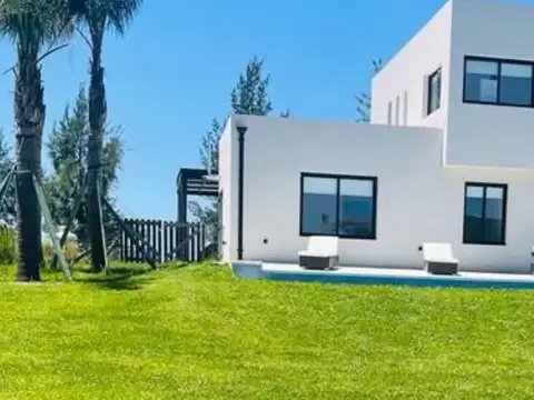 Casa en Venta en El Naudir, USD 430.000
