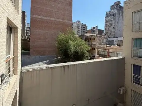 Departamento en Alquiler en Martín, $ 450.000