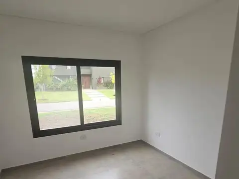Casa en Venta en El Canton - Norte, USD 260.000