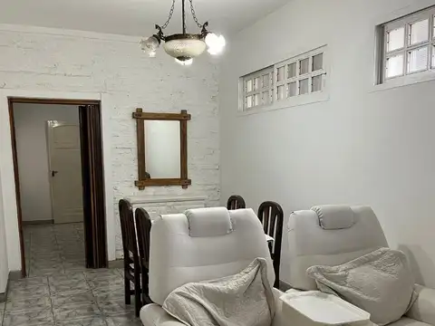 Casa en Venta en San Nicolas De Los Arroyos, USD 150.000