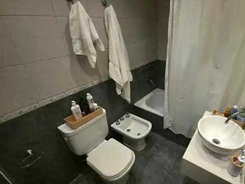 hipolito yrigoyen 3800, Piso 3