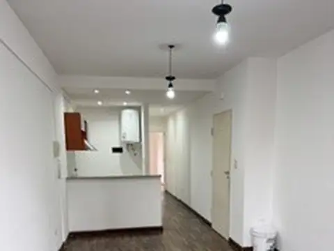 Departamento en Alquiler en Villa Pueyrredon, $ 800.000