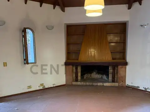 CASA EN ALQUILER - GODOY CRUZ