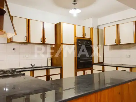 Depto Tipo Casa 4 ambientes con 1 baño