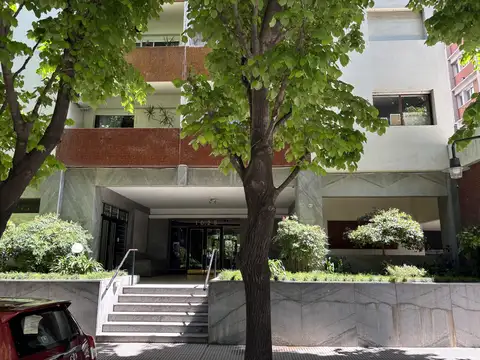 Oprtunidad! Lindo departamento 3 dormitorios en el corazon de Acassuso