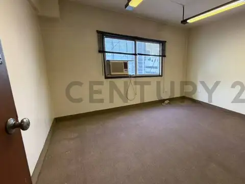 VENTA DEPARTAMENTO/OFICINA PISO 11  LUMINOSO