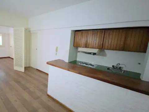 MONOAMBIENTE Juan Bautista Alberdi 530 2º Piso por escalera  SIN MASCOTA 
