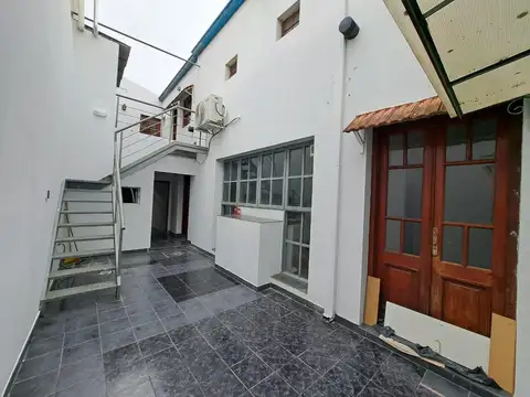 Depto Tipo Casa 5 ambientes con 3 baños
