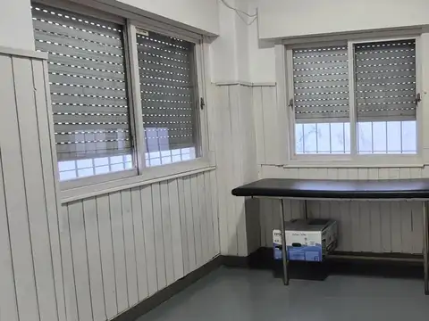 Alquiler de Casa 3 AMBIENTES en Villa Raffo, Tres de Febrero