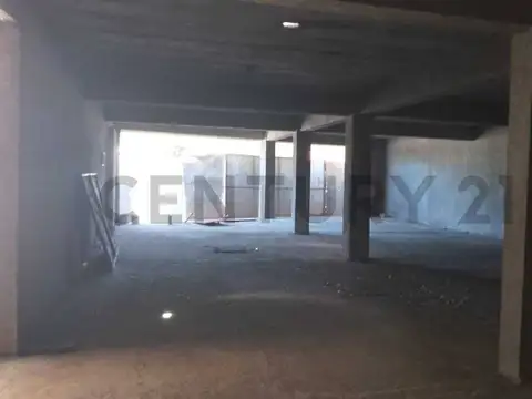 Azcuenaga 300, Piso 0