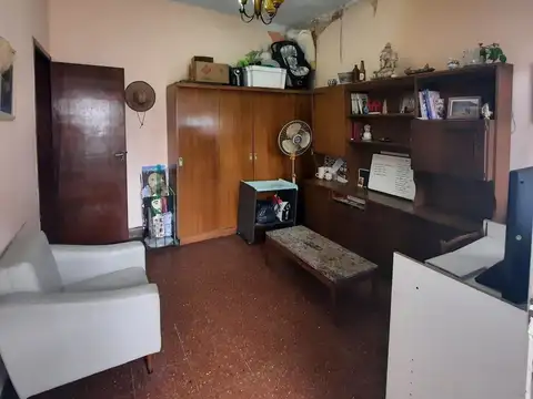 Depto Tipo Casa en Venta en Bernal, USD 69.000