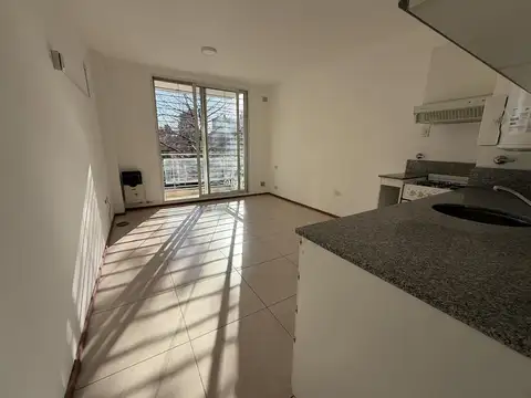Departamento en Venta Monoambiente semi-piso con balcon