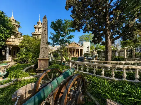 Bernardino Rivadavia y 25 de Mayo