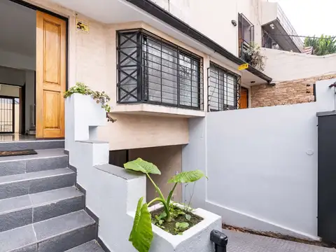 PH TIPO TRIPLEX 4 AMBIENTES COCHERA PATIO TERRAZA