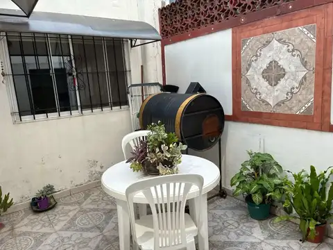 Departamento tipo casa en venta en Belgrano