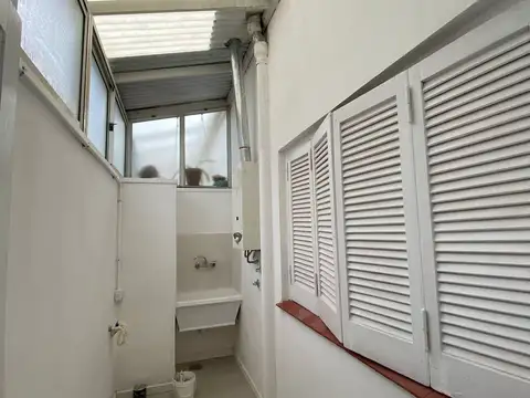 Depto Tipo Casa 2 ambientes con 1 baño