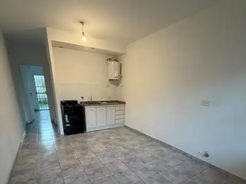 Departamento en Alquiler en San Justo, $ 450.000