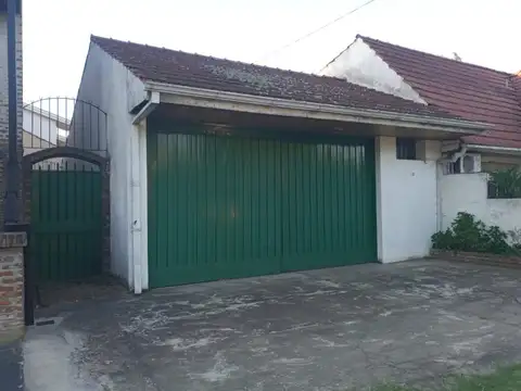 Galpon en Venta en Adrogue, USD 72.000