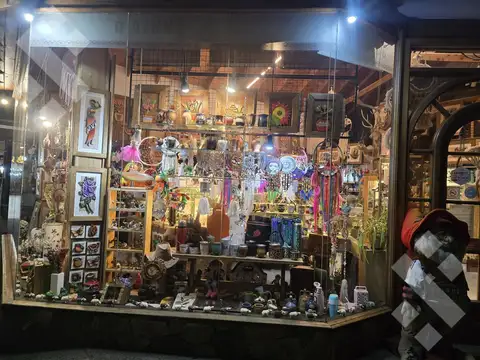 Venta Fondo de comercio - Rubro artesanías -  Zona Centro - San Martin de los Andes