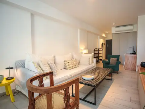 Campana 3200, Piso 4