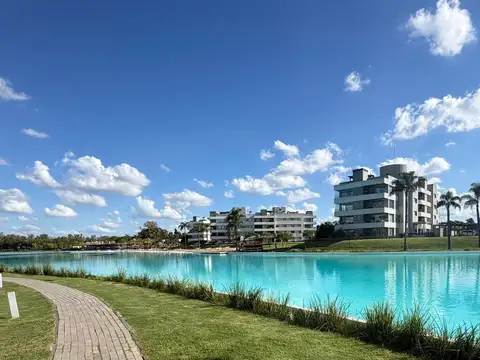 Lagoon 100