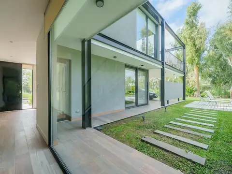 Casa en Alquiler de 8 dormitorios