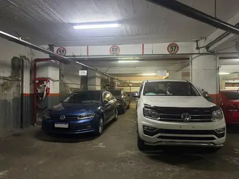 Cochera en Monserrat