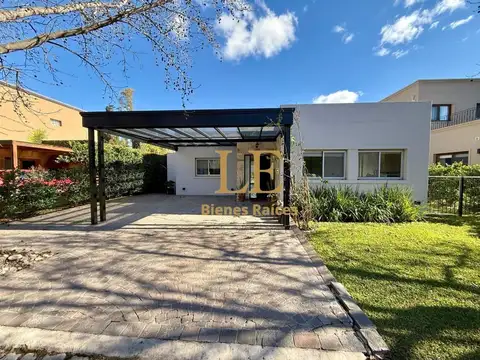 Casa en Venta - Santa Agustina - Benavidez