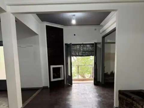 Oficinas/ Depósito -  Apto Profesional en San Martín