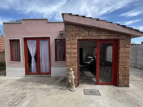 ROLDAN-ESQUINA-APTO COMERCIO