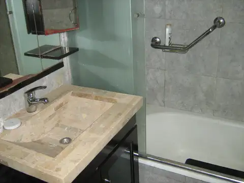 Departamento 2 ambientes con 1 baño