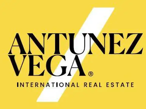 Local en Venta en Recoleta, USD 900.000