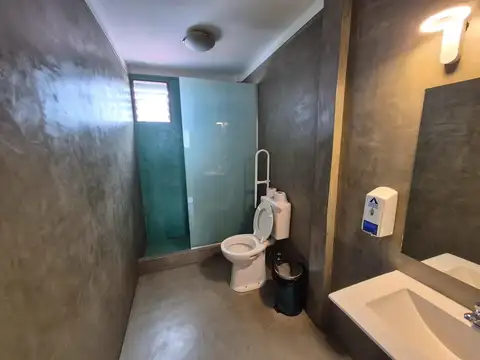Edificio Corporativo Venta plantas libres  Dist. Audiovisual