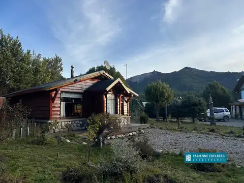 Complejo de Cabañas  en Villa Meliquina con Vistas al Lago y Gran Potencial de Desarrollo