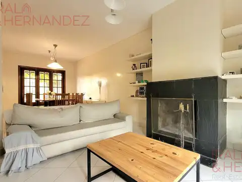 Casa 5 ambientes con 3 baños