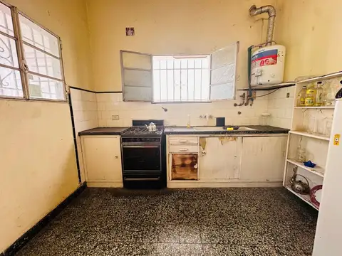 Depto Tipo Casa en Venta en Remedios de Escalada, USD 79.000