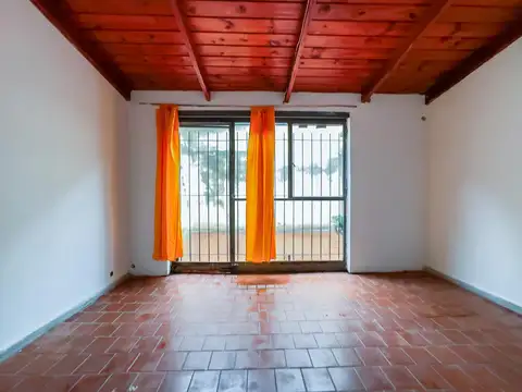 Departamento en Alquiler en Barrio España y Hospitales, $ 390.000