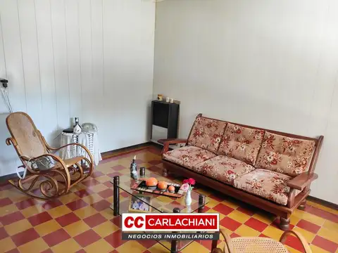 Casa 4 ambientes con 1 baño