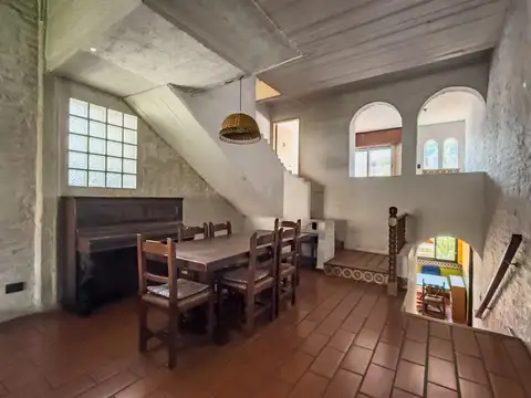 Depto Tipo Casa en Venta de 4 ambientes