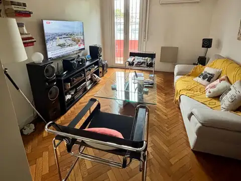 Casa/Local reciclado a nuevo. Única. Palermo.
